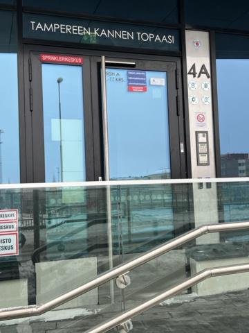 Tampereen Kannen Topaasi Buitenkant foto